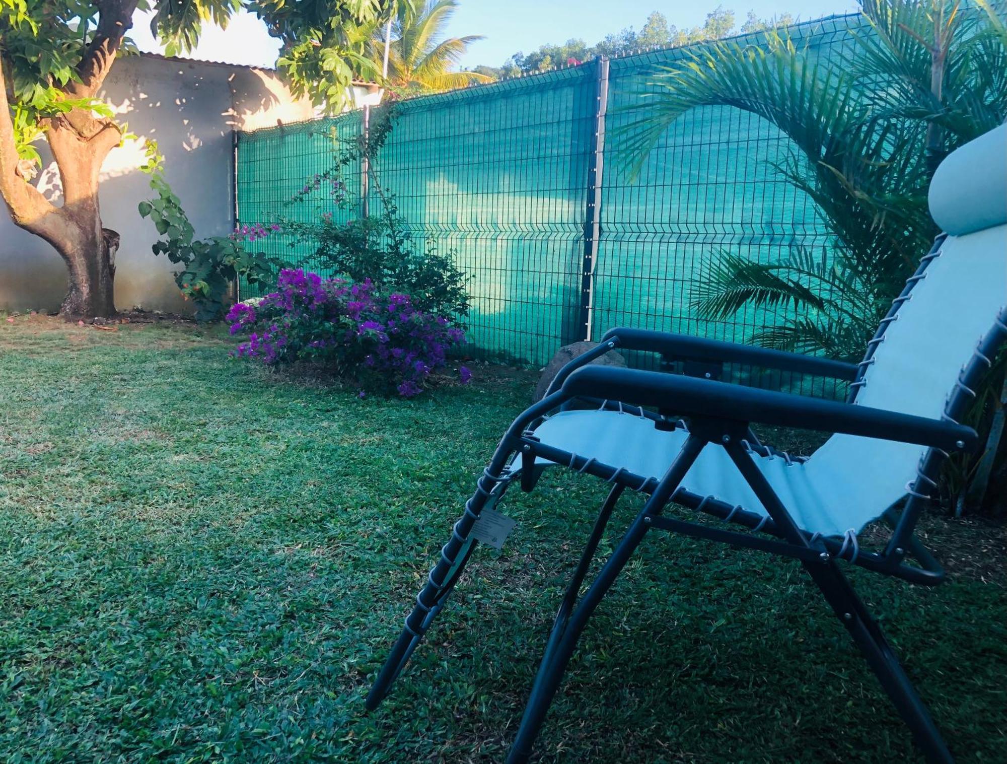 Habitation Baliache - Maison Creole Avec Jardin Privatif, Plage A 200M Деше Экстерьер фото