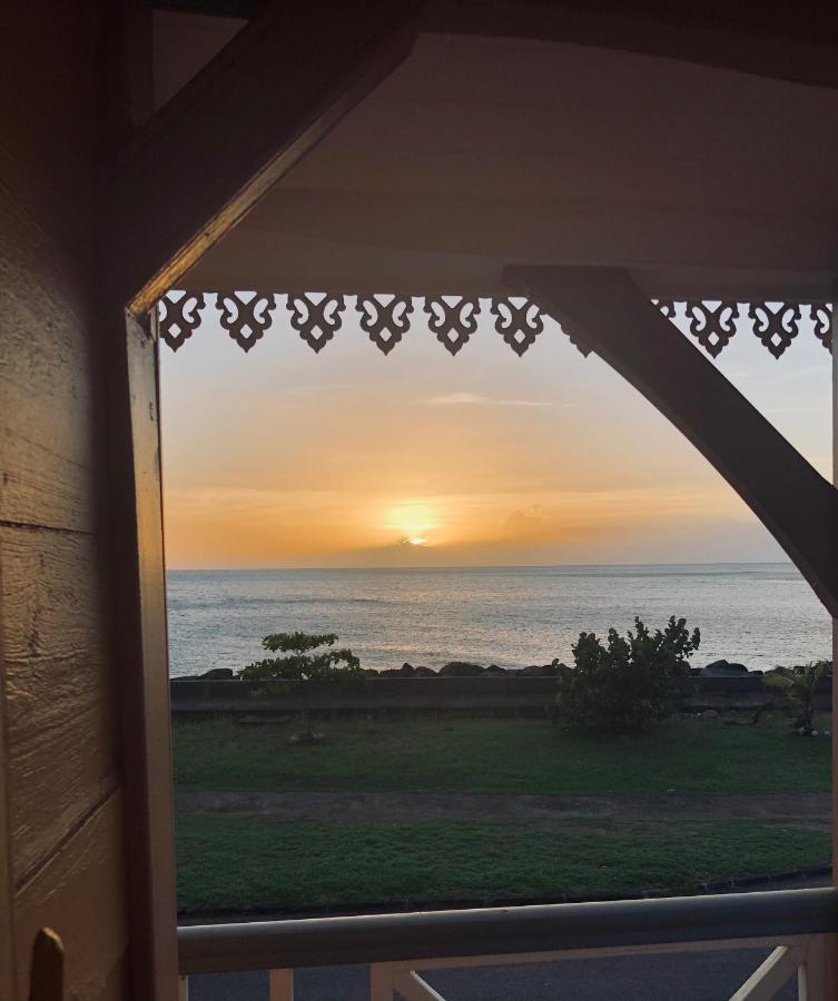 Habitation Baliache - Maison Creole Avec Jardin Privatif, Plage A 200M Деше Экстерьер фото