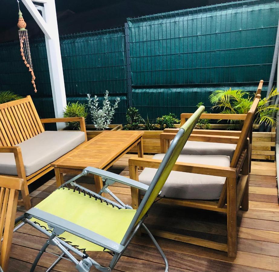 Habitation Baliache - Maison Creole Avec Jardin Privatif, Plage A 200M Деше Экстерьер фото